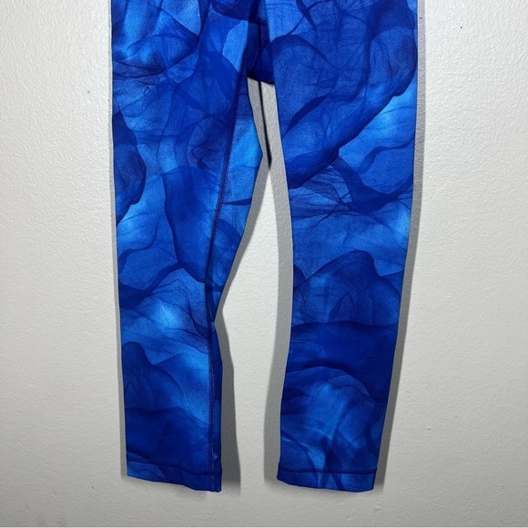Lululemon Womens Wunder Under Crop Midnight Tulle Blue High Rise Leggings Size 4 - Picture 3 of 7